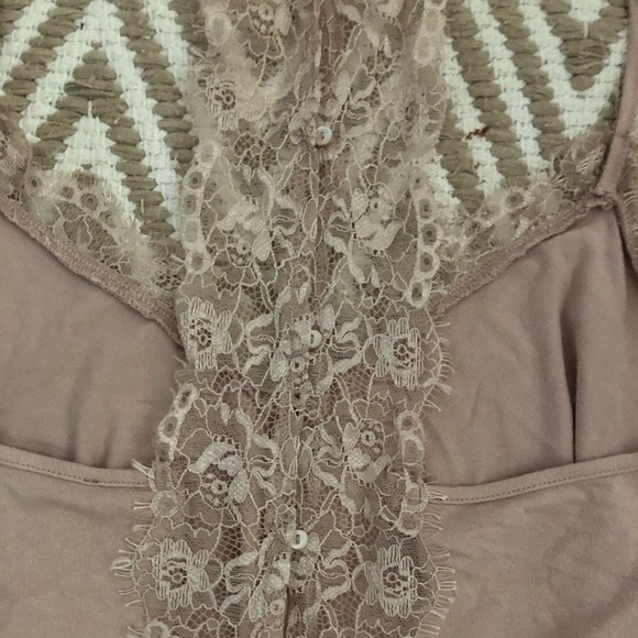 Forever 21 Pink Lace Top - Picture 3 of 3